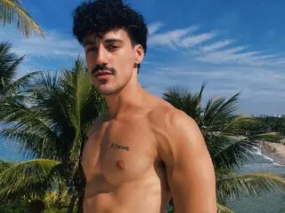 AriMustache cam